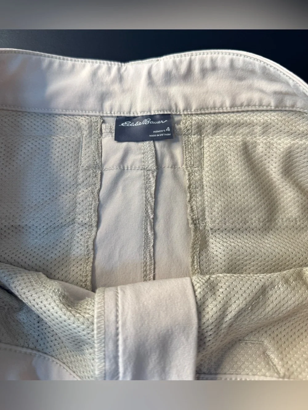 Eddie Bauer Women's Khaki Stretch Bermuda Shorts Size 4